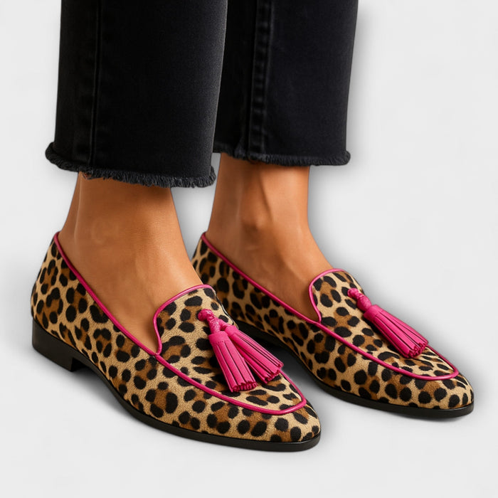 Nicoleta | Loafers with Pom-pom