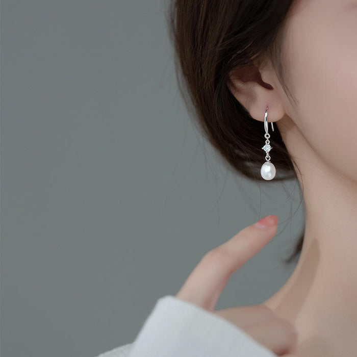 Nora | Pearls Classic Earring with Modern Clasp