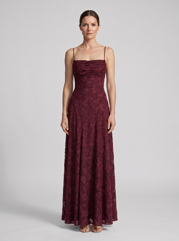 Nuria | Dress Straps Fitted