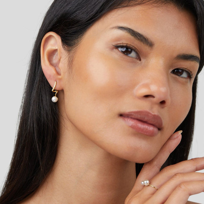 Olivia | Silver Earrings with Clear Drop Structure