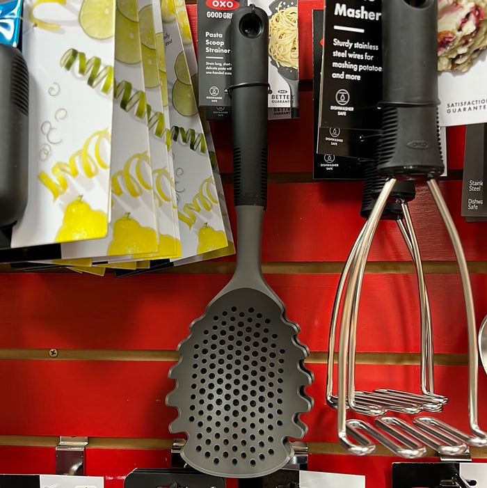 OXO Good Grips | Pasta Scoop Strainer