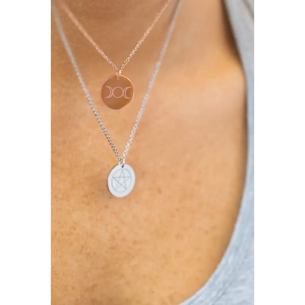 Pentacle Round Disc Necklace - Necklaces