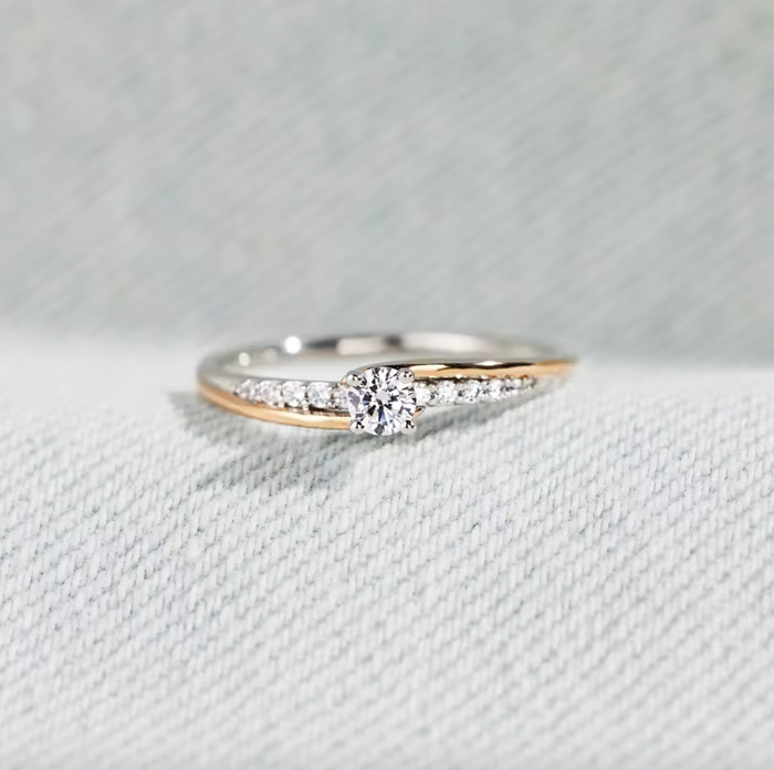 Romina | White Promise Daughter Ring