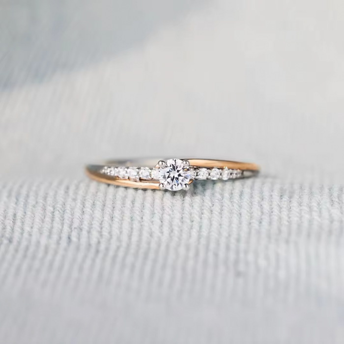 Romina | White Promise Daughter Ring