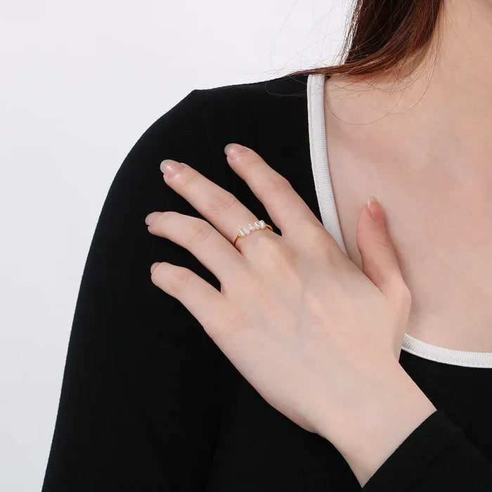 Rosalie | Gold-Plated Pendants Ring with Pearl