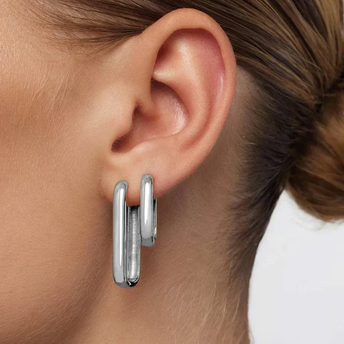 Sara | Iconic Hoop Earrings