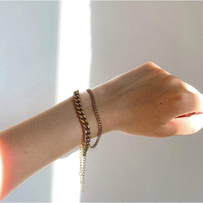 Sofia | Gold-Plated Delicate Bracelet with Delicate Pendant