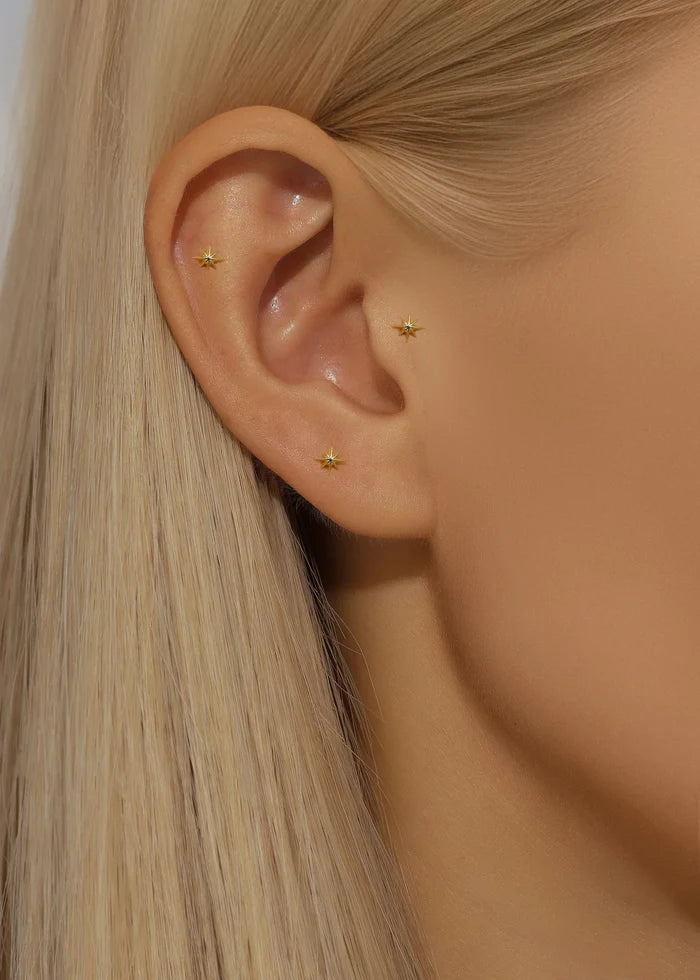 Sofia | Gold-Plated Kateřina Earrings with Delicate Curve