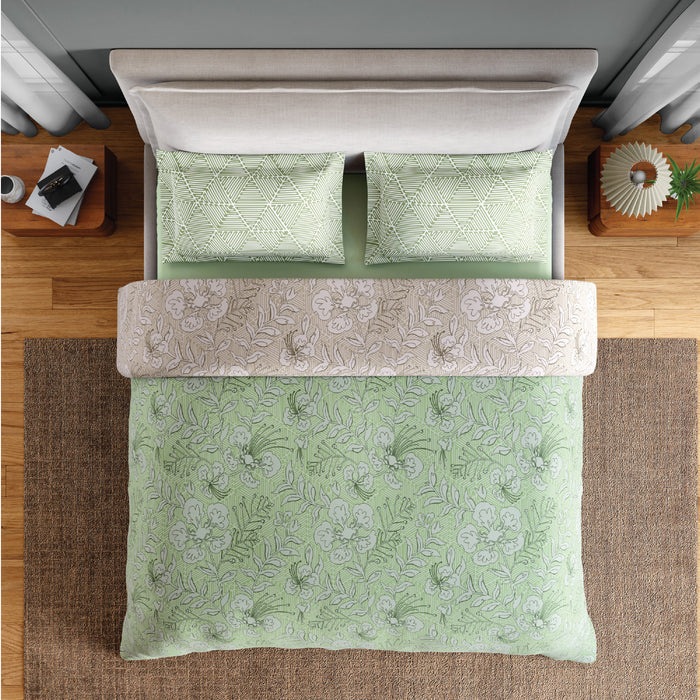 Spaces Flora 100% Cotton 144 TC Percale Floral Fitted Queen Sheet with 2 Pillow Covers, Light Green