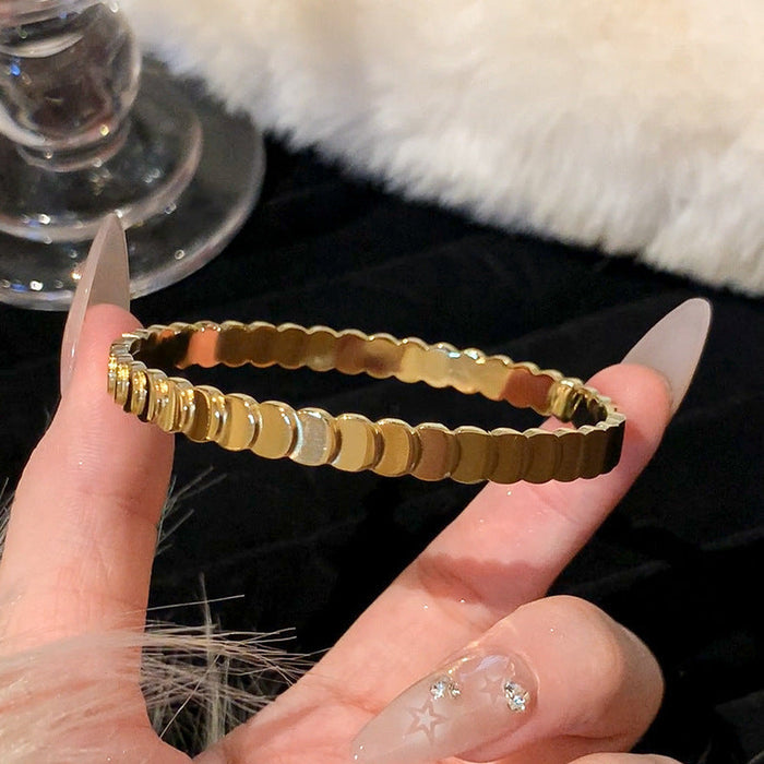 Tereza | Gold-Plated Corset Dolphin Bracelet