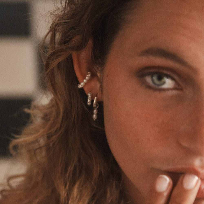 Tereza | Gold-Plated Earring with Pearl Pendant
