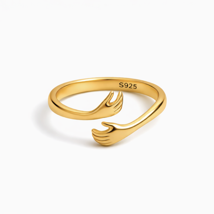 Tereza | Gold-Plated Hug Infinity Ring