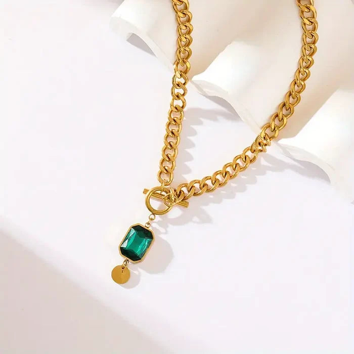 Tereza | Gold-Plated Necklace with Emerald Charm