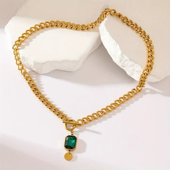 Tereza | Gold-Plated Necklace with Emerald Charm