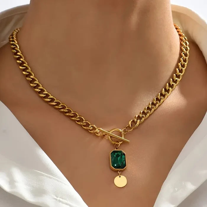 Tereza | Gold-Plated Necklace with Emerald Charm