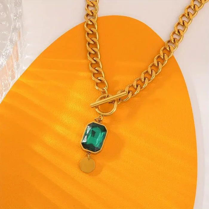 Tereza | Gold-Plated Necklace with Emerald Charm