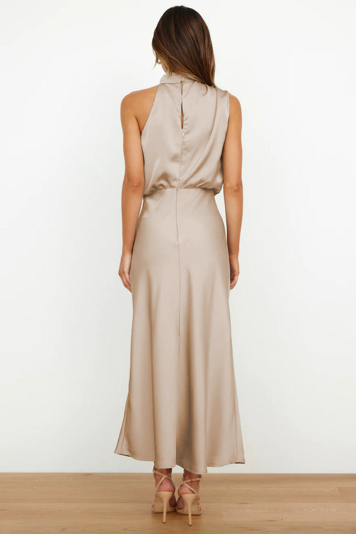 Tyra | Dress Evening Elegant with Neckline Halter