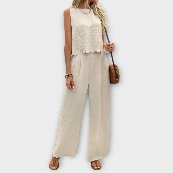 Valen | Waistcoat with Petals and Trousers