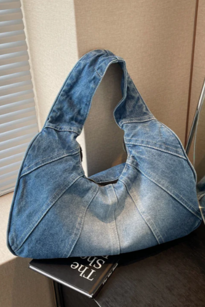 Venla - Relaxed Shoulder Bag