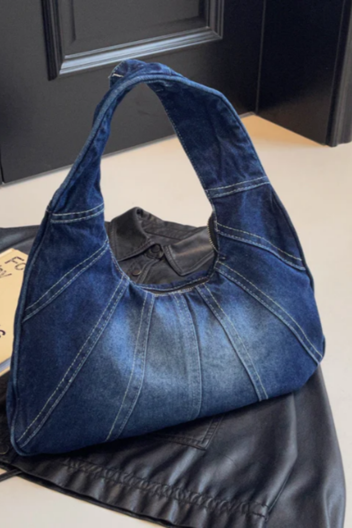 Venla - Relaxed Shoulder Bag