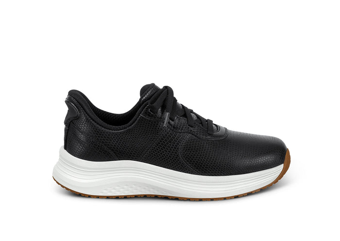 Vera | Hands Free for Days Active Trainers
