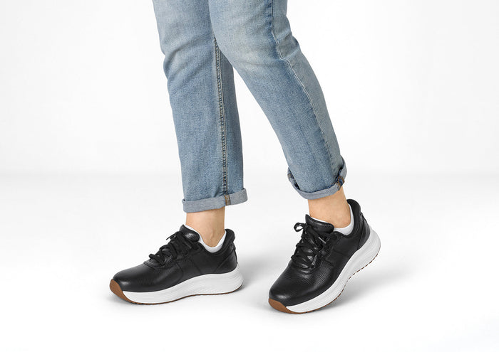 Vera | Hands Free for Days Active Trainers