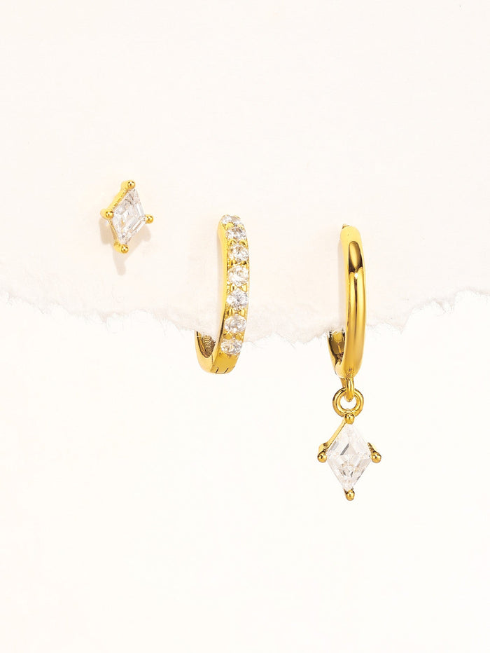 Veronika | Gold-Plated Delicate Earrings with Shine