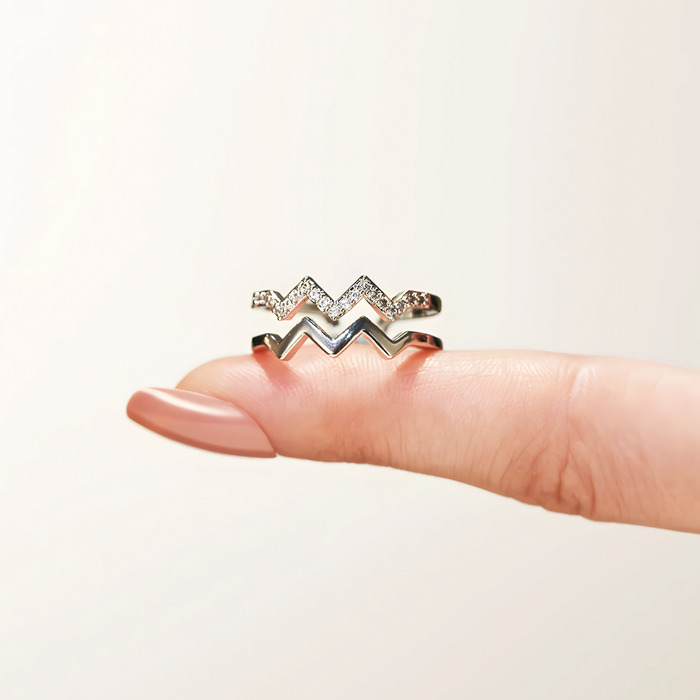 Victoria | Lightning Bolt Silver Ring