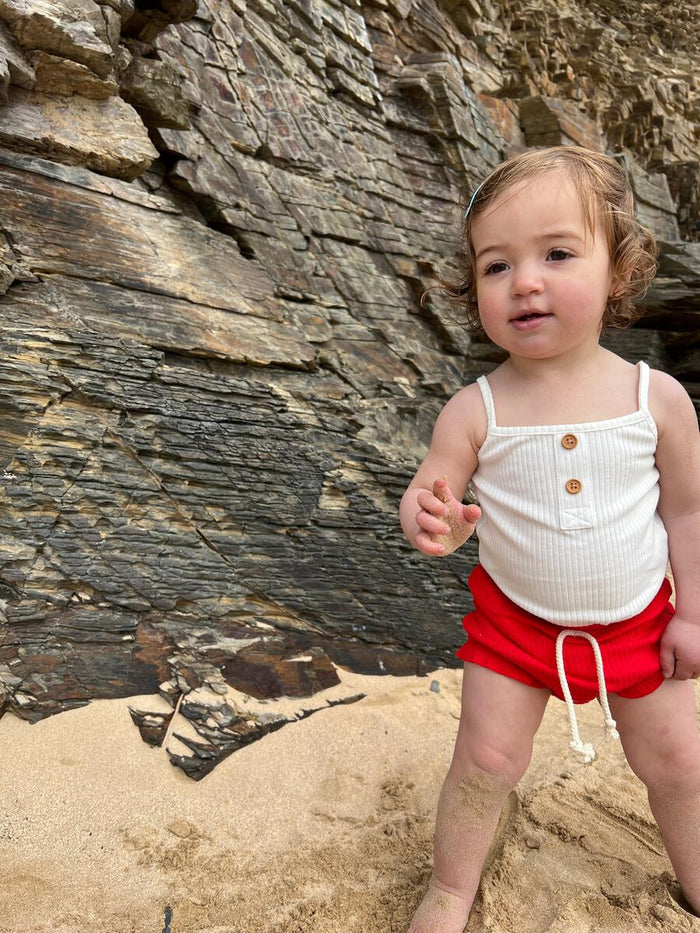 Vignette| Aralyn Bloomer, Red| Assorted sizes