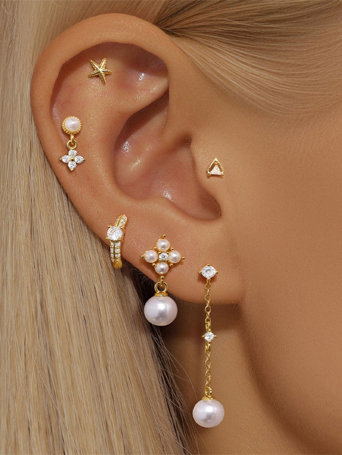 Viktorie | Gold-Plated Delicate Earrings with Soft Shine