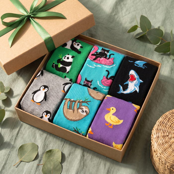 Villi socks gift box with animal-print socks
